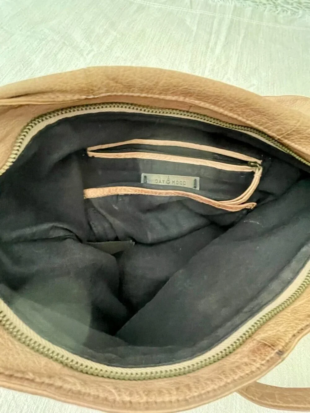 Day+ Moon Leather Purse